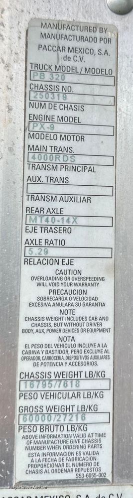 image for item EH4407 2014 Peterbilt 320 refuse truck