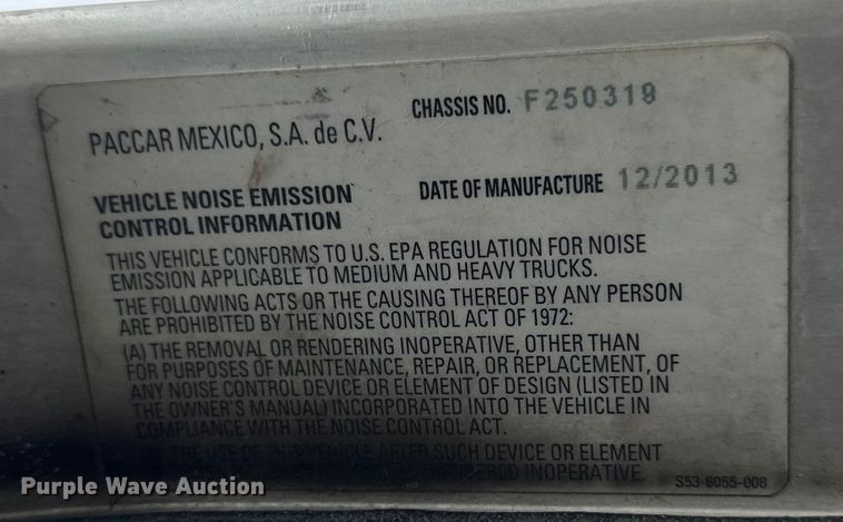 image for item EH4407 2014 Peterbilt 320 refuse truck