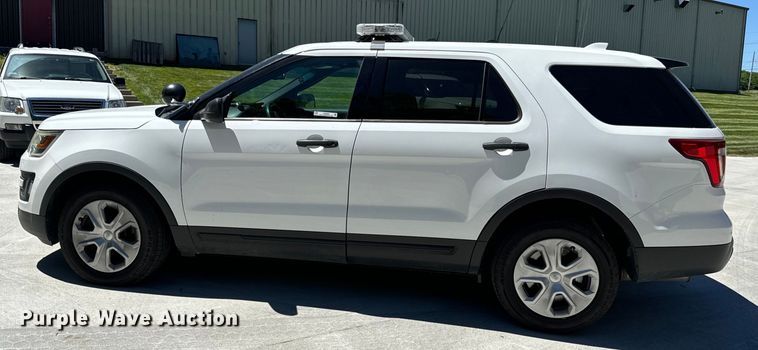 image for item EH6889 2016 Ford  Explorer Police Interceptor  SUV