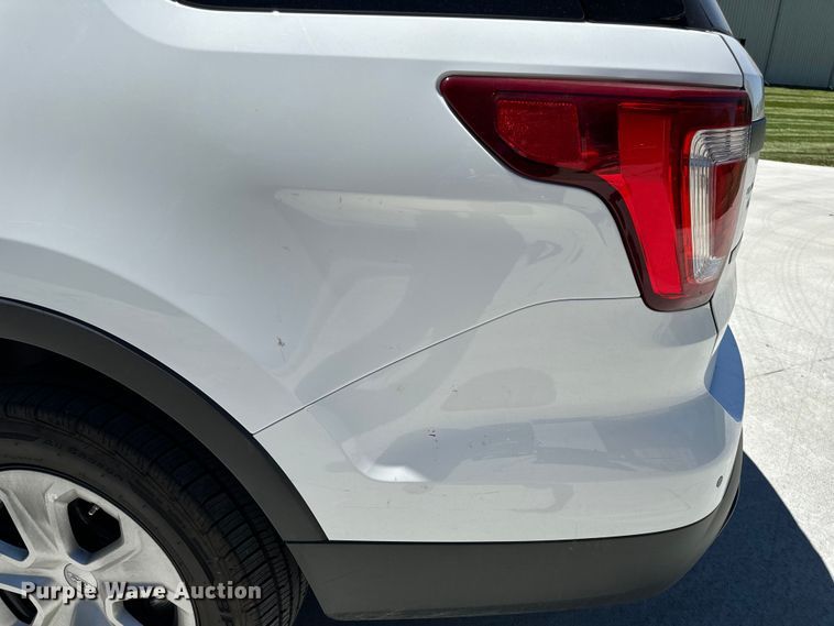 image for item EH6889 2016 Ford  Explorer Police Interceptor  SUV