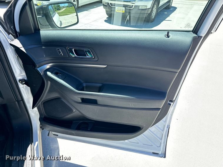 image for item EH6889 2016 Ford  Explorer Police Interceptor  SUV