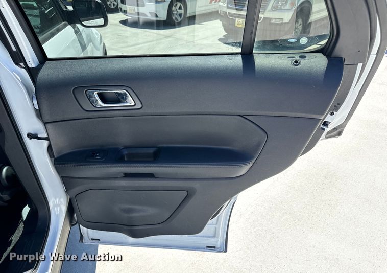 image for item EH6889 2016 Ford  Explorer Police Interceptor  SUV