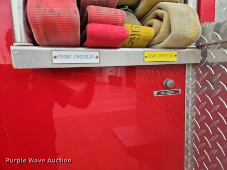 image for item EI3970 1993 International  4900 pumper fire truck