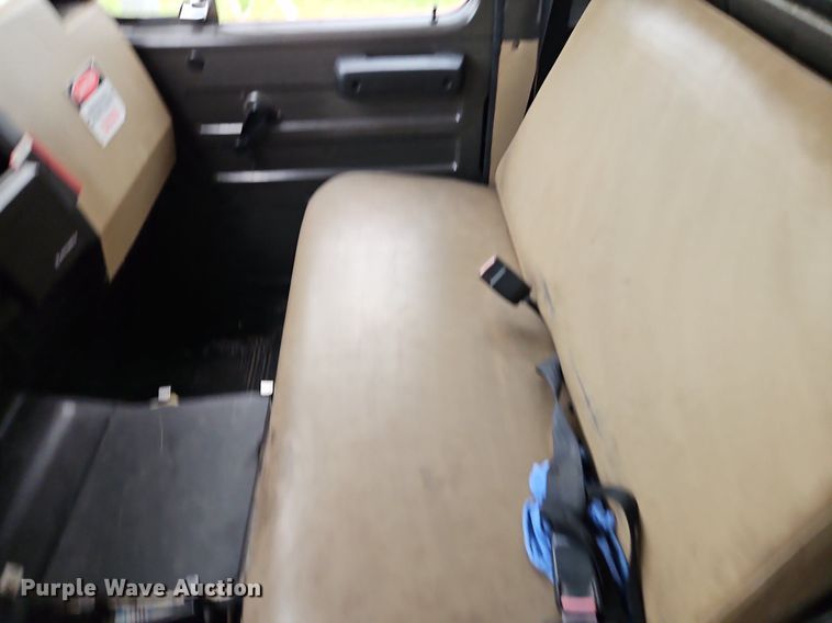 image for item EI3970 1993 International  4900 pumper fire truck