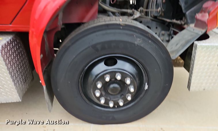 image for item EI3970 1993 International  4900 pumper fire truck