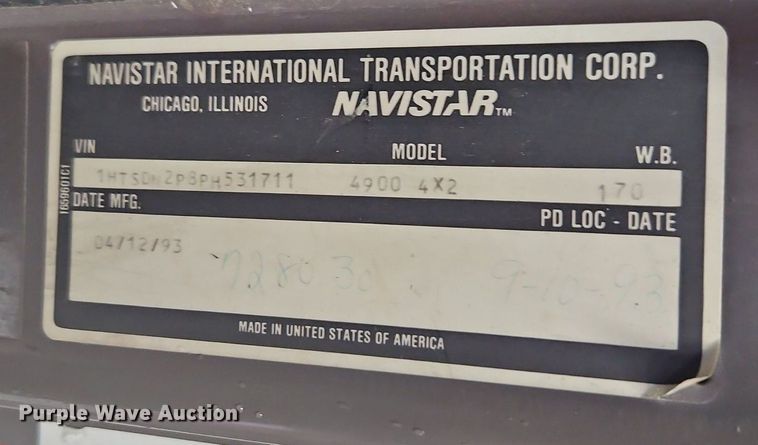 image for item EI3970 1993 International  4900 pumper fire truck