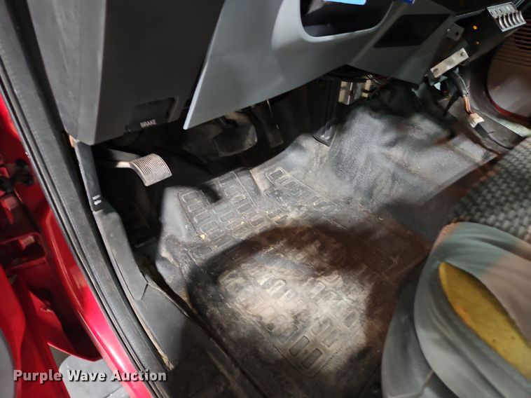 image for item EI8221 2012 Ford F350 Super Duty Crew Cab pickup truck