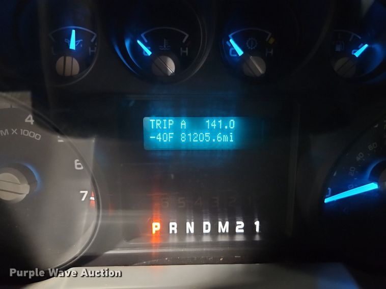 image for item EI8221 2012 Ford F350 Super Duty Crew Cab pickup truck