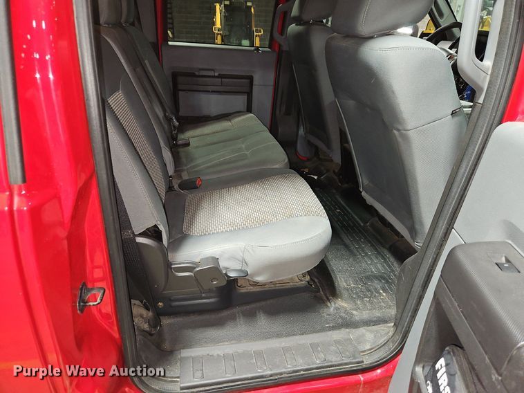 image for item EI8221 2012 Ford F350 Super Duty Crew Cab pickup truck