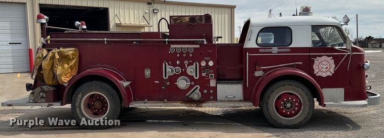 image for item EJ0321 1952 American-LaFrance  pumper fire truck