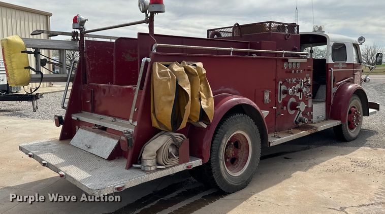 image for item EJ0321 1952 American-LaFrance  pumper fire truck