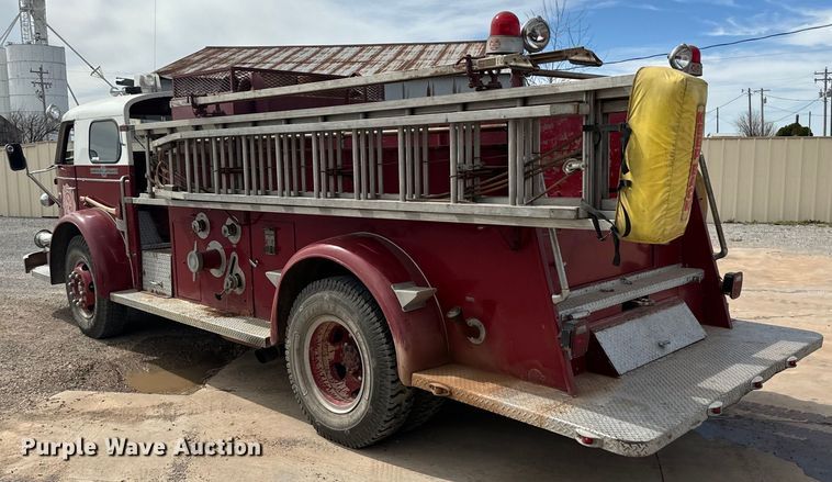 image for item EJ0321 1952 American-LaFrance  pumper fire truck