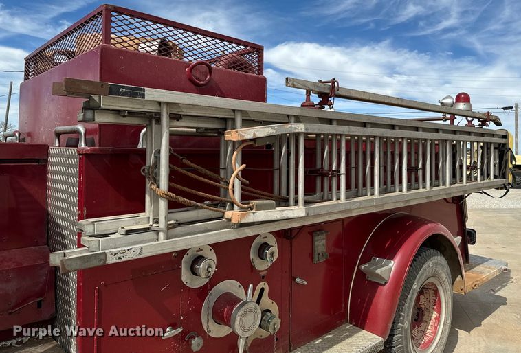 image for item EJ0321 1952 American-LaFrance  pumper fire truck