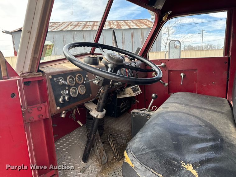 image for item EJ0321 1952 American-LaFrance  pumper fire truck