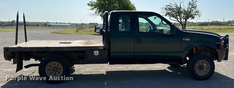 image for item EJ4471 2000 Ford F250 Super Duty SuperCab flatbed pickup truck