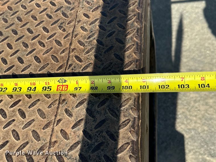 image for item EJ4471 2000 Ford F250 Super Duty SuperCab flatbed pickup truck