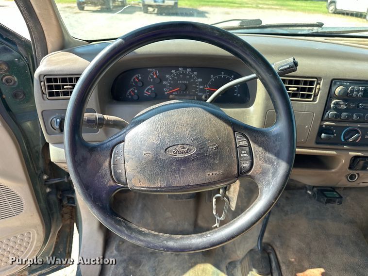 image for item EJ4471 2000 Ford F250 Super Duty SuperCab flatbed pickup truck