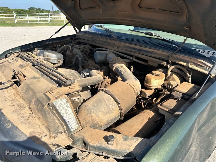 image for item EJ4471 2000 Ford F250 Super Duty SuperCab flatbed pickup truck