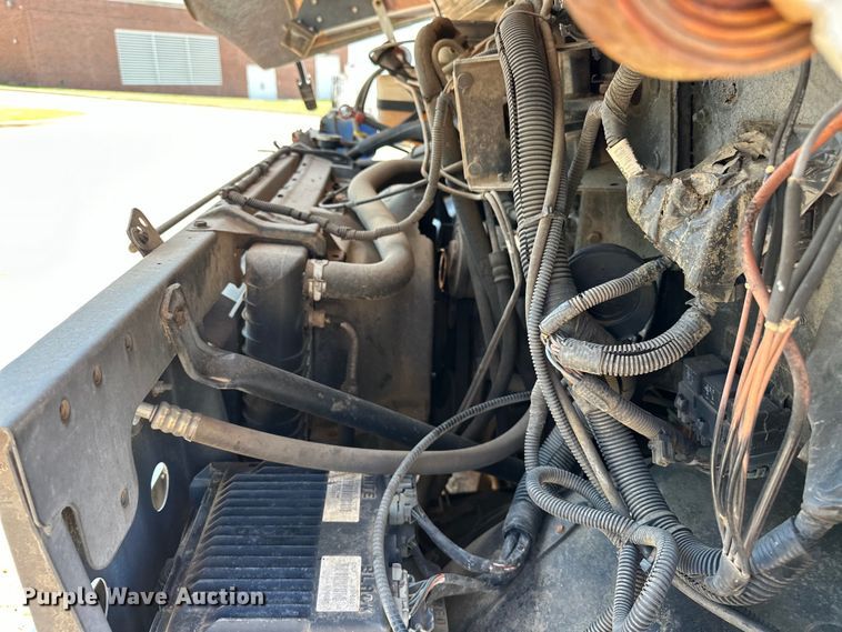 image for item EJ4475 1999 Chevrolet  delivery truck