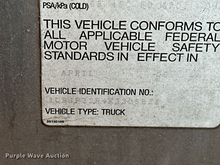 image for item EJ4475 1999 Chevrolet  delivery truck