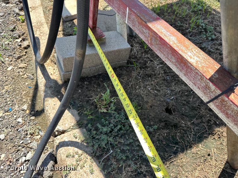 image for item EJ8861 (2) fuel tanks