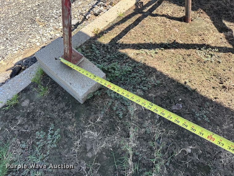 image for item EJ8861 (2) fuel tanks