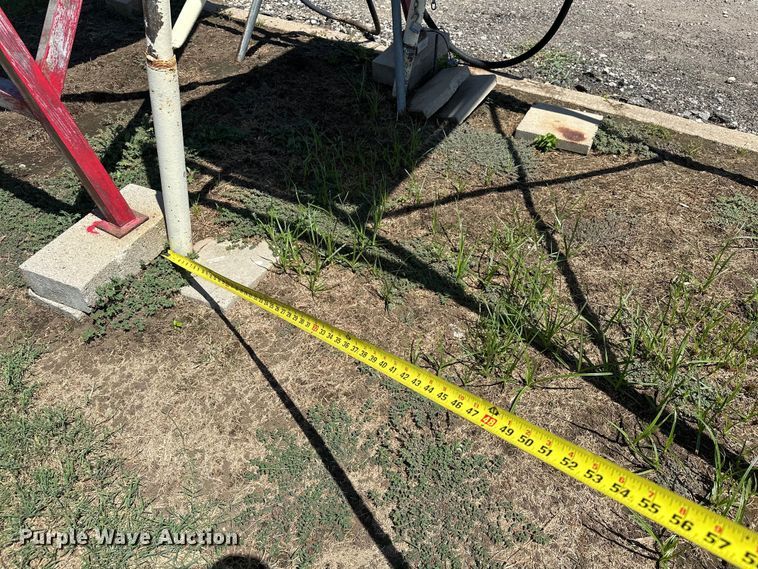 image for item EJ8861 (2) fuel tanks