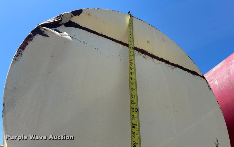 image for item EJ8861 (2) fuel tanks