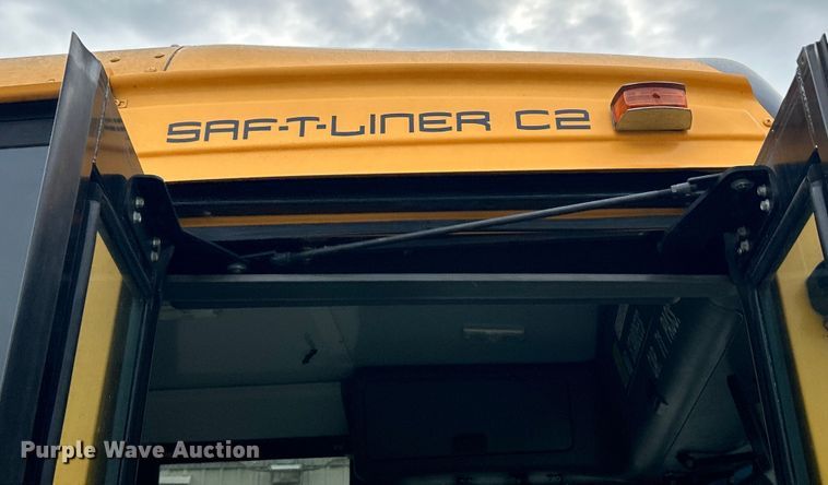 image for item EK3046 2014 Thomas Built Saf-T-Liner C2 school bus