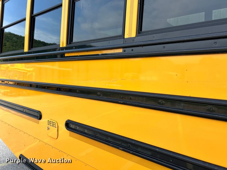 image for item EK3046 2014 Thomas Built Saf-T-Liner C2 school bus