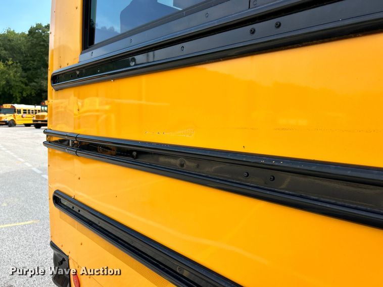 image for item EK3046 2014 Thomas Built Saf-T-Liner C2 school bus