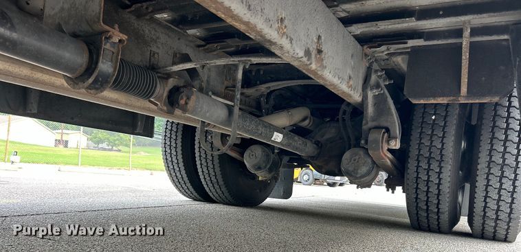 image for item EK3046 2014 Thomas Built Saf-T-Liner C2 school bus