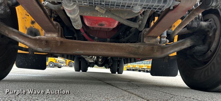 image for item EK3046 2014 Thomas Built Saf-T-Liner C2 school bus