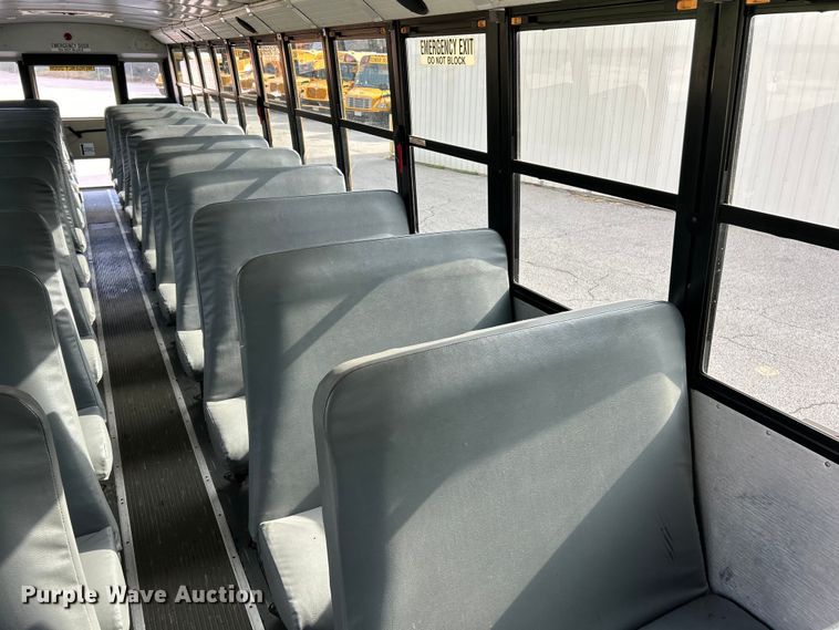 image for item EK3046 2014 Thomas Built Saf-T-Liner C2 school bus