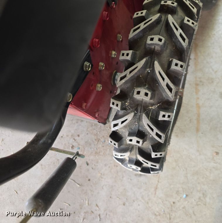 image for item EK6328 Lawn equipment 