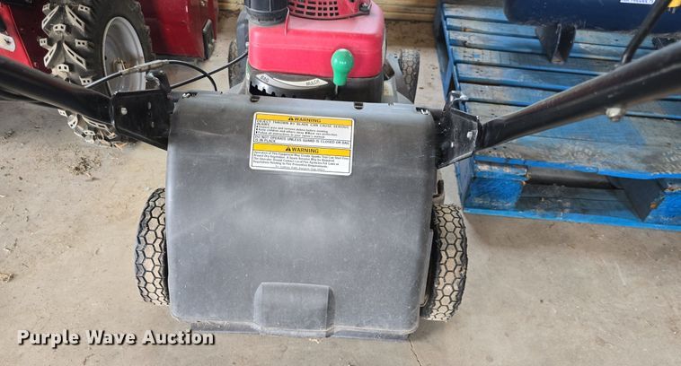 image for item EK6328 Lawn equipment 