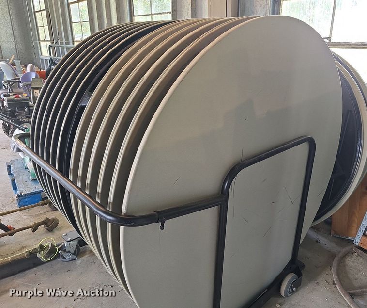 image for item EK6329 (16) round tables