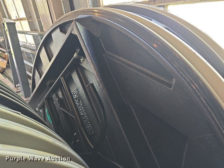 image for item EK6329 (16) round tables