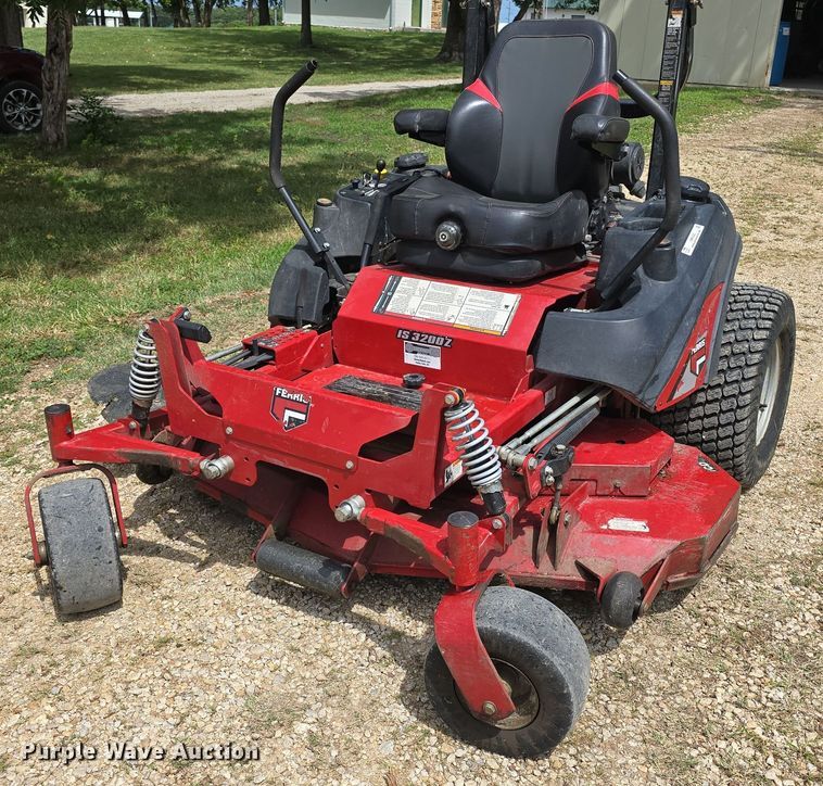 image for item EK6332 Ferris IS 3200Z ZTR lawn mower