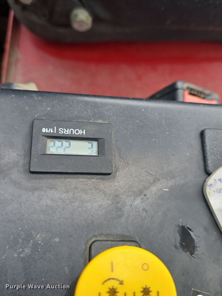 image for item EK6332 Ferris IS 3200Z ZTR lawn mower