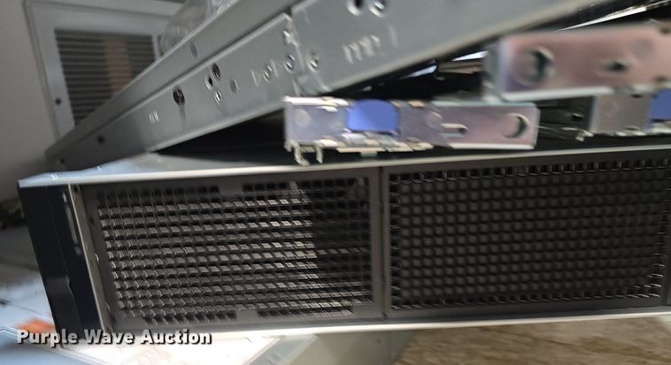 image for item EK6340 (3) Dell servers