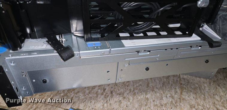 image for item EK6340 (3) Dell servers