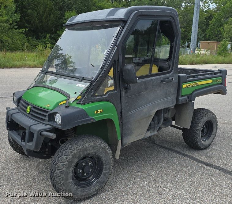 image for item EK6351 2013 John Deere  625i utility vehicle
