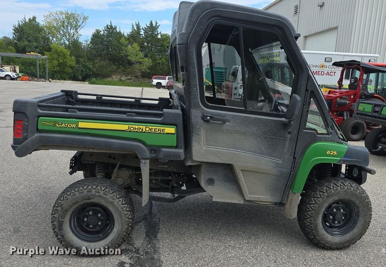 image for item EK6351 2013 John Deere  625i utility vehicle