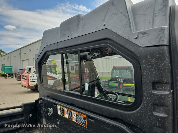 image for item EK6351 2013 John Deere  625i utility vehicle