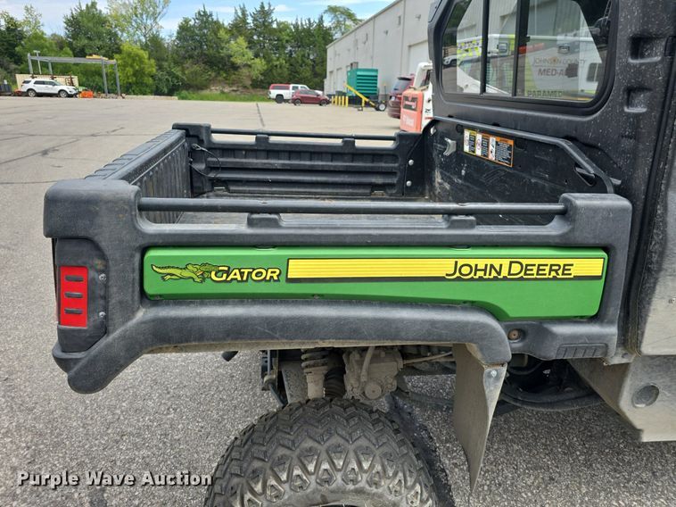 image for item EK6351 2013 John Deere  625i utility vehicle