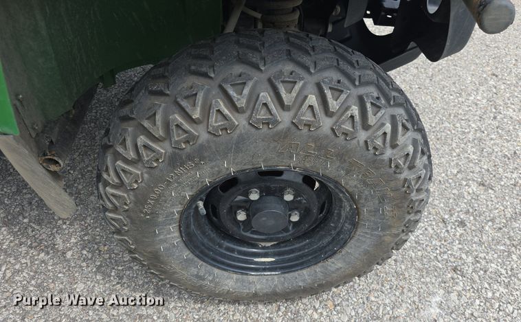 image for item EK6351 2013 John Deere  625i utility vehicle