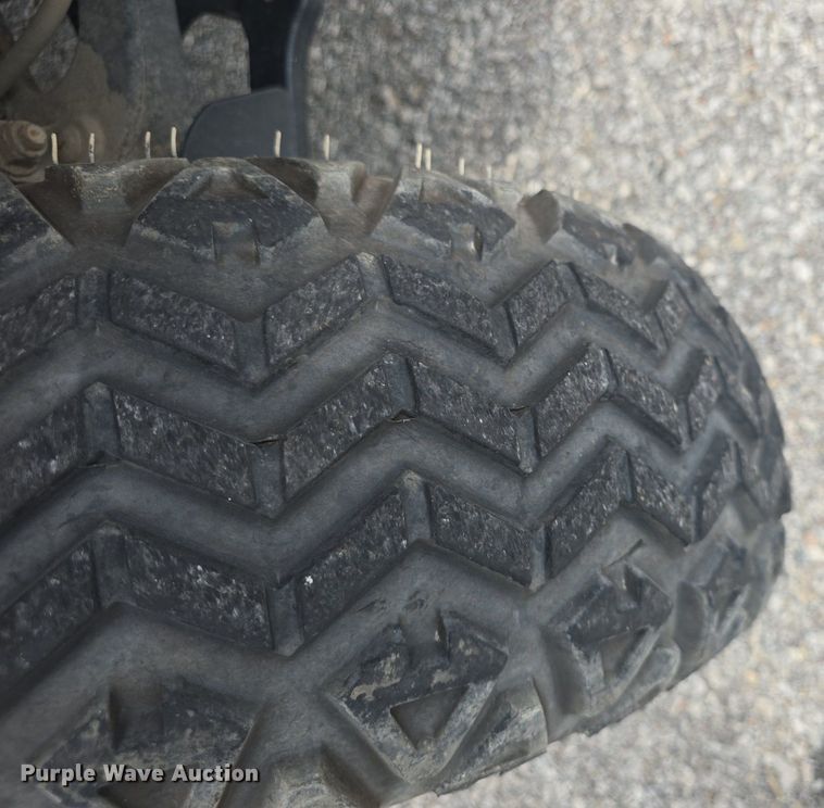 image for item EK6351 2013 John Deere  625i utility vehicle