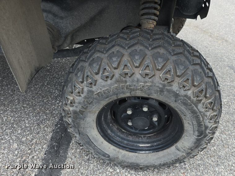 image for item EK6351 2013 John Deere  625i utility vehicle