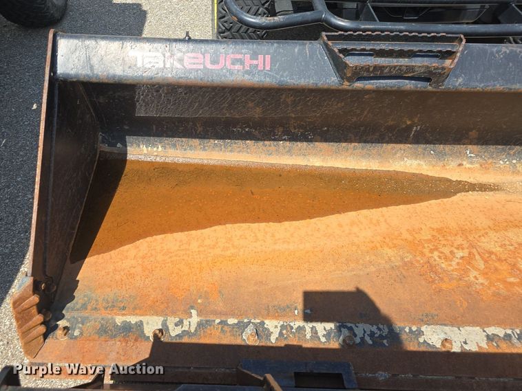 image for item EK6353 2018 Paladin skid steer bucket